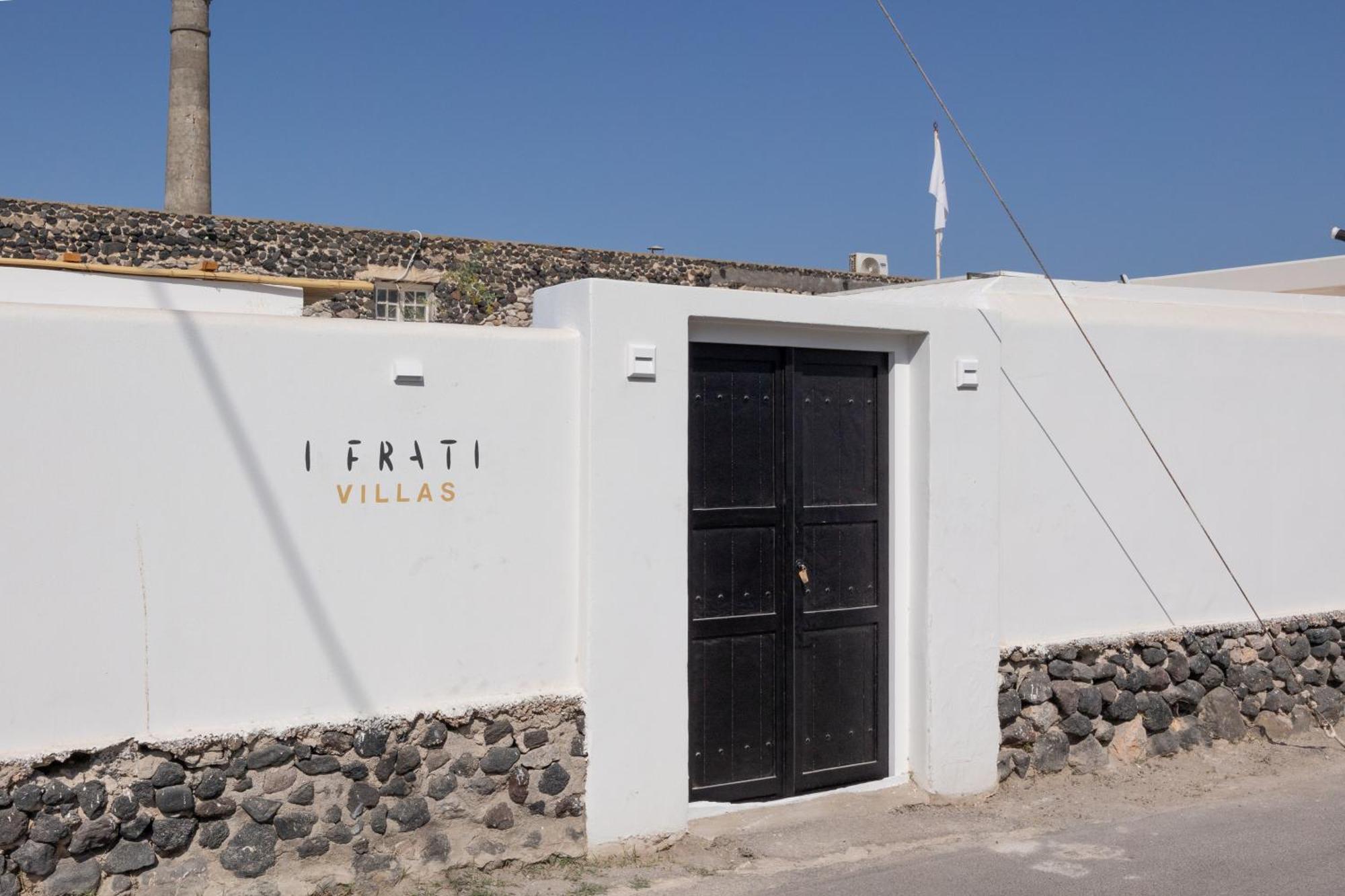 Frati Villas Beachfront Perivolos  Buitenkant foto
